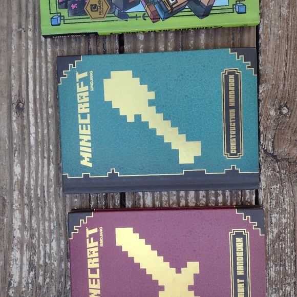 Minecraft Book Bundle - Picture 5 of 12